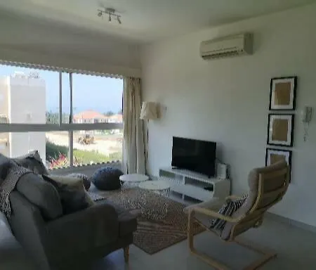 Malindi Beach 2 Bed - Pool Apartment *